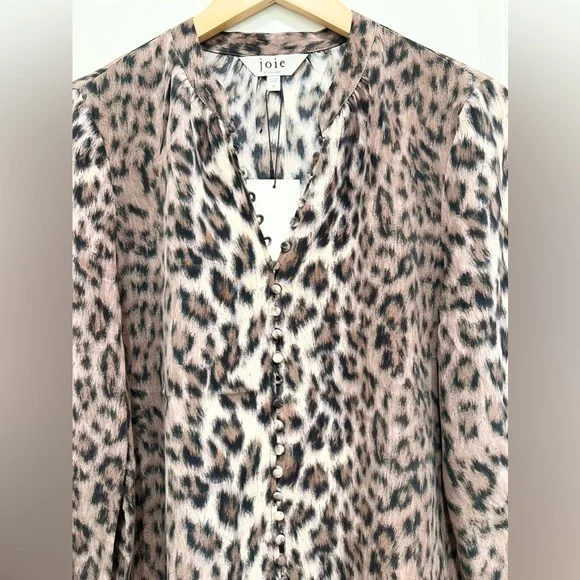ANTHROPOLOGIE x Joie 100% Silk Animal Print Blouse - Picture 4 of 7